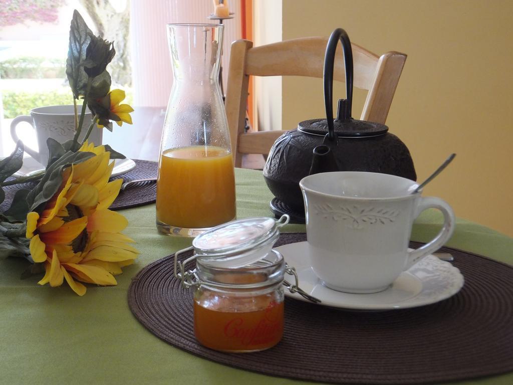 Les Lavandes Bed & Breakfast Alleins Luaran gambar